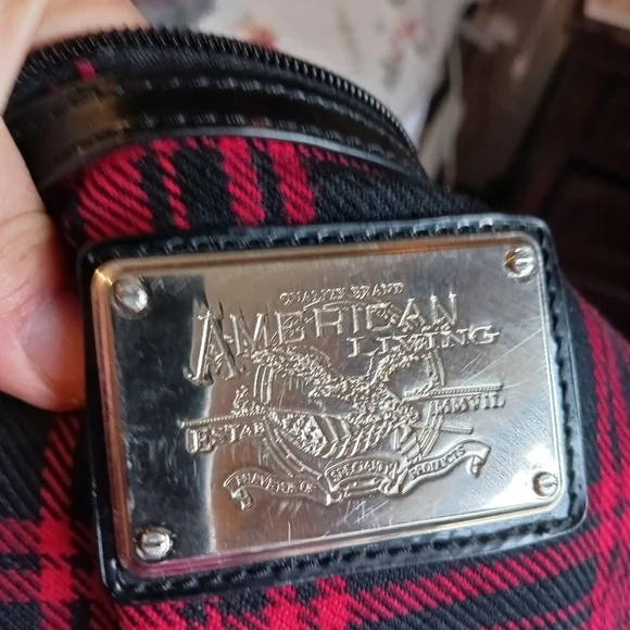 American Living Handbag - Picture 6 of 6